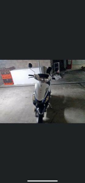 Scooter for sale runs great 50cc
