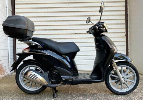 Piaggio scooter in excellent condition & long REGO