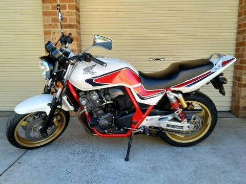 Honda CB 400 2011