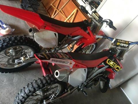 Crf450 Honda $3000 good 4 spares or repair 1 complete & 1 for spares