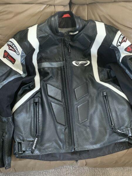 Motorcycle jacket and gloves for sale