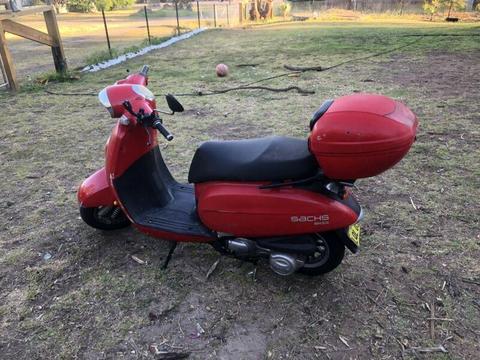 Sachs 125cc Scooter rego to 4/20