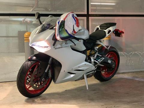 Ducati 899