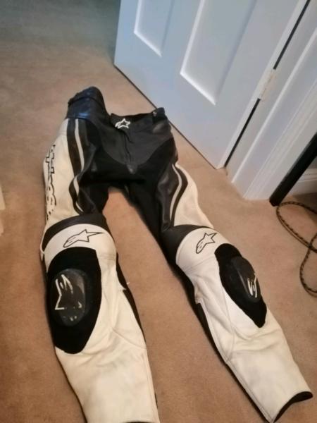 Alpinestars 2018 gp track leather motorcycle pants size 32