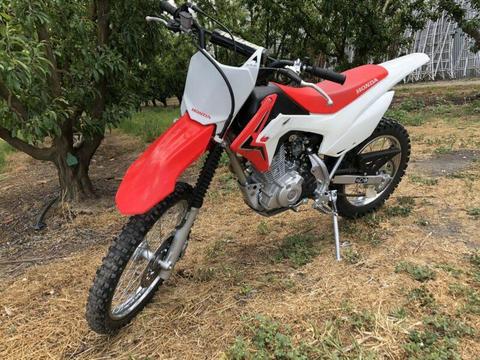 honda 2016 crf250f in very good condition