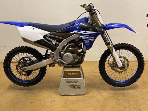 2018 Yamaha yz250f low hrs clean