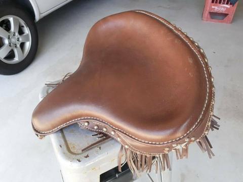 MOTORCYCLE LEATHER SPRINGER SEAT