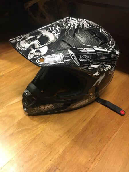 Fox V2 Helmet
