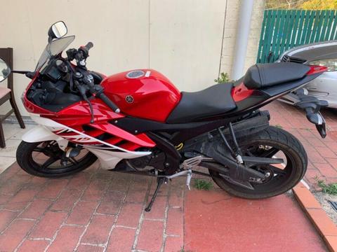 Yamaha R15 2015 for quick sell