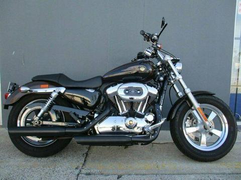 2013 Harley-Davidson XL1200C Custom 110th Ann