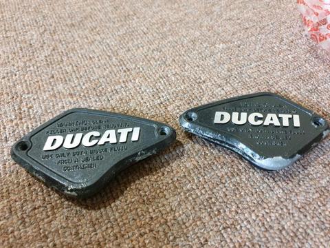 Ducati Diavel brake/clutch fluid covers