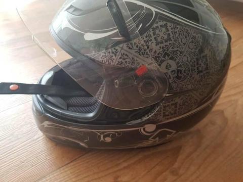 Motorbike helmet full face medium