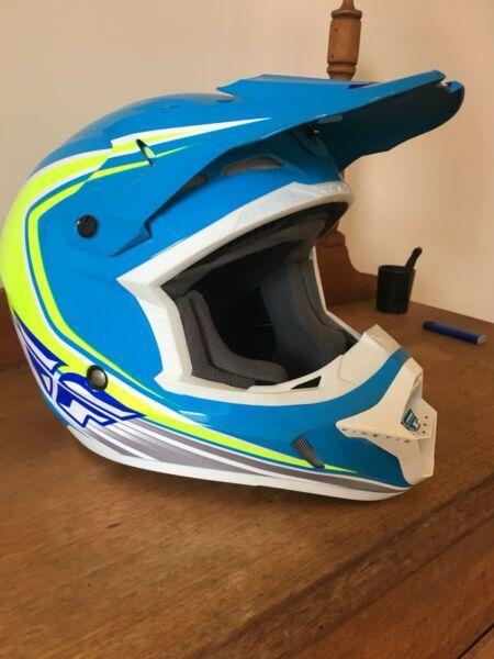 Fly racing helmet small good condition