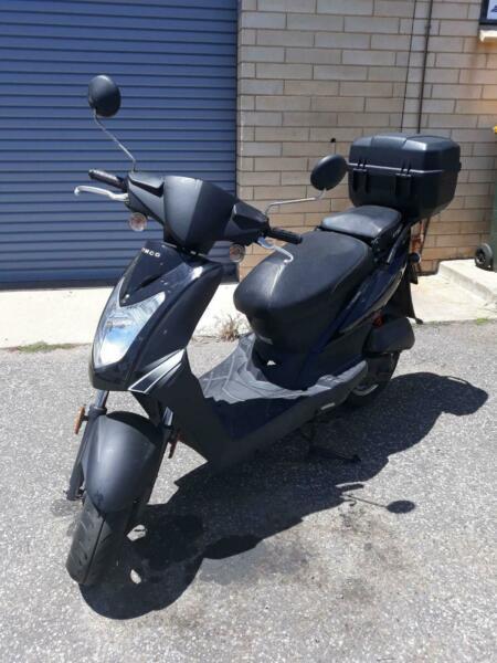 Scooter 50cc 2017 Kymco low kms Learner approved