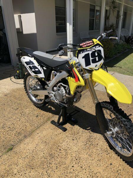 Suzuki rmz250