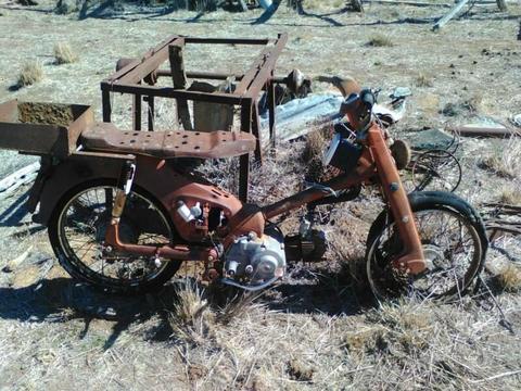 Old Honda scooter, parts only