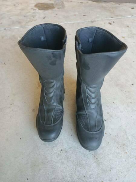 Leather motorbike boots Size 8.5 - black, mid-calf length