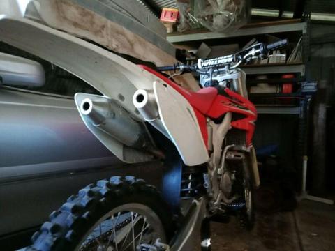 2009 crf250r 45hrs from new