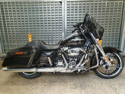 2018 Harley-Davidson STREET GLIDE 107 (FLHX) Road Bike 1745cc