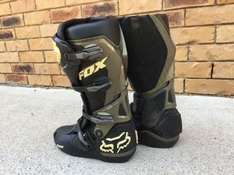 Fox Instinct motocross boots