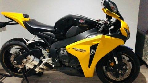 HONDA CBR1000RR