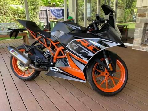 ktm rc390 motorbike