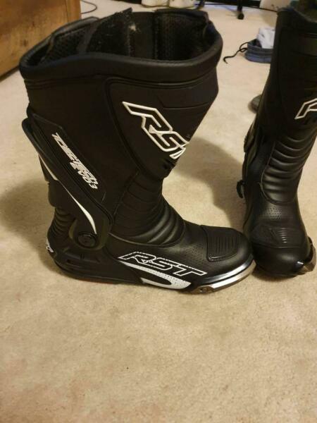 RST Motorcycle boots