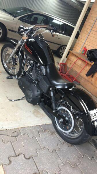 Harley Dyna Streetbob 08