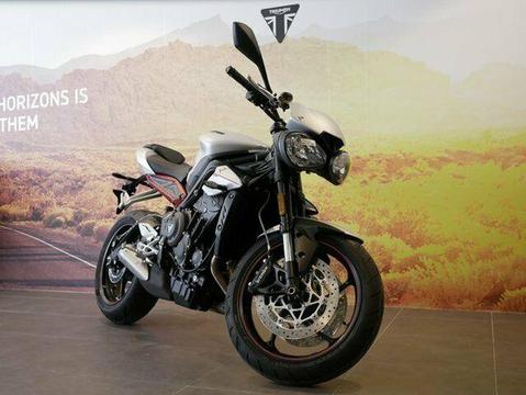 2019 Triumph STREET TRIPLE R 765 LOW Road Bike 765cc