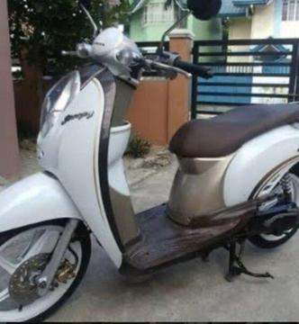 Scooter Honda Scoopy 2012 low km's