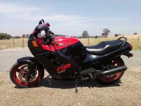 Honda CBR1000F 1987, Eligible for $46 rego!