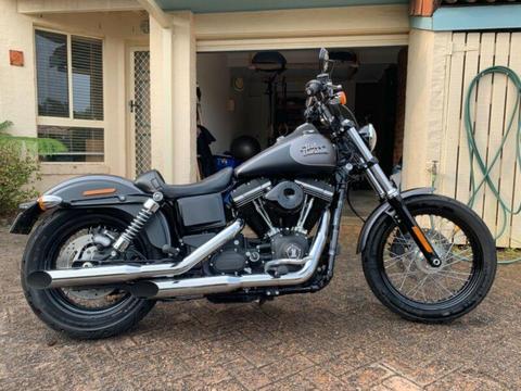 Harley Davidson Dyna Street Bob 2017 FXDB 103