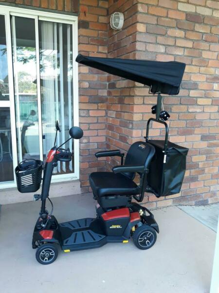 Mobility scooter, for senior - barely used. Excellent condition