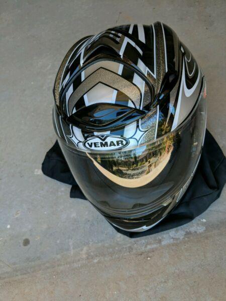 Vemar VPS R Xenium motocycle helmet