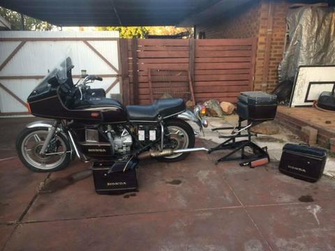 Goldwing GL 1000 to restore