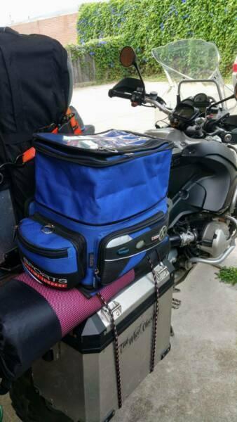 Motorcycle Tank Bag Oxford (Magnetic, 40 litres)