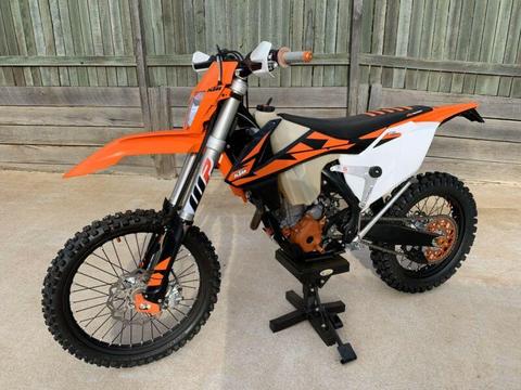 KTM 350 EXC 2018 7 hrs! With upgrades