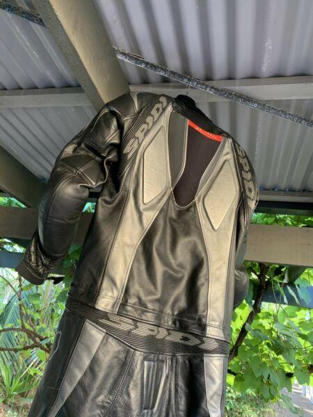 Motorcycle two piece leathers Spidi