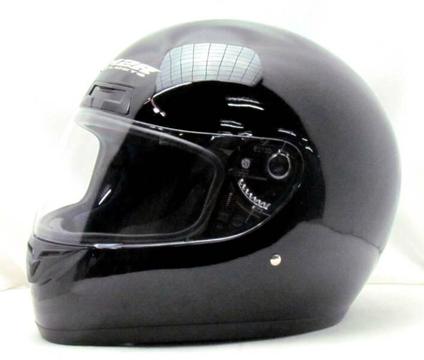 M2R 2006 TT Motorcycle Helmet - Large *187454