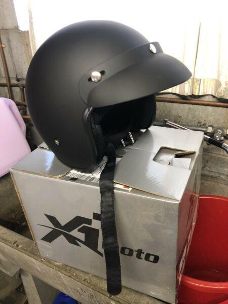 Helmet for motorbike