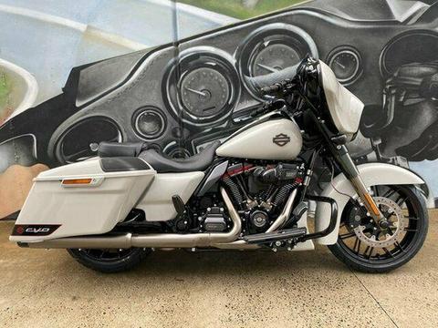 2019 Harley-Davidson CVO STREET GLIDE 117 (FLHXSE) Road Bike 1923cc