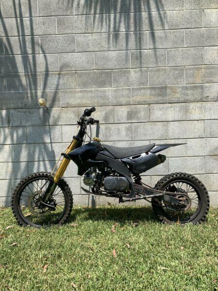 125cc Elstar motorbike