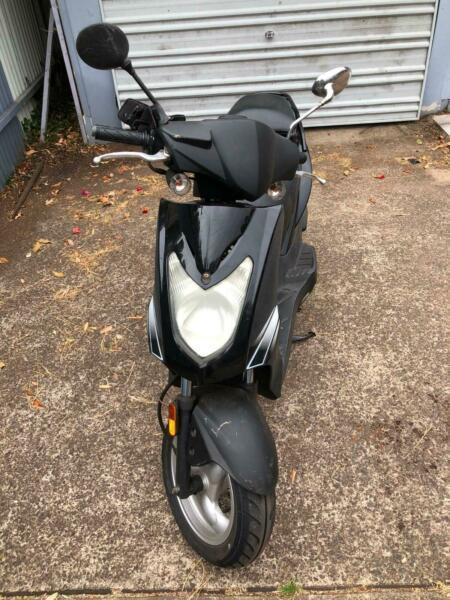 KYMCO Agility 50CC 4T Black Scooter (LONG REGO)
