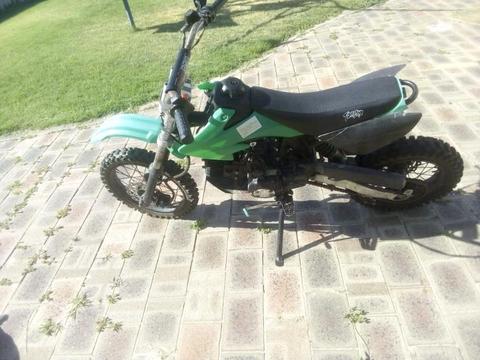 TDRpro pitbike motorcycle 125cc, 4 speed no clutch