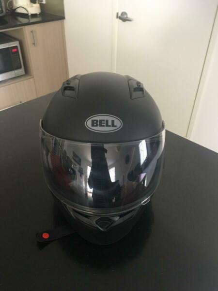 Motorcycle bell helmet
