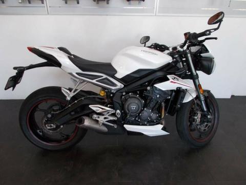 TRIUMPH STREET TRIPLE RS 765 EX-DEMO