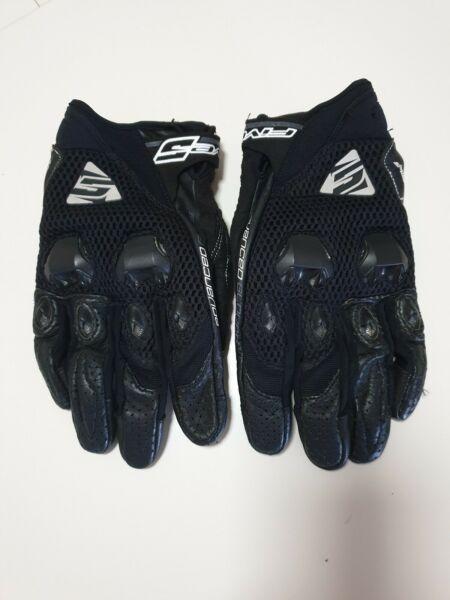 Motorcycle Men's size XL Gloves 1 Pair Stunt Street and 1 Adventure