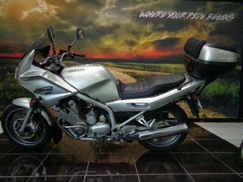 2002 Yamaha XJ900S (diversion)