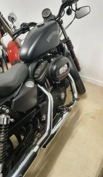 Harley Davidson Iron XL883