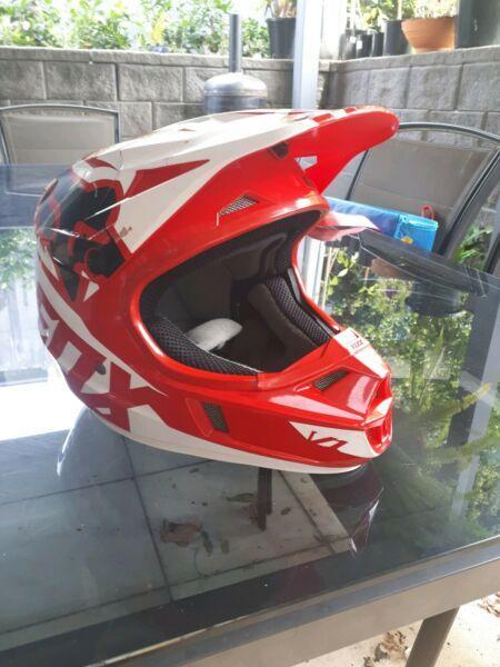 FOX Motor Bike Helmet size YOUTH M 49 to 56cm